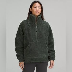 Lululemon Scuba Oversized Fleece Funnel-Neck Half-Zip
Smoked Spruce size xs/s
